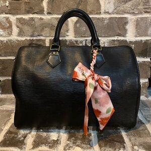 Louis Vuitton Epi Leather Speedy 30